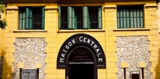 prison de Hoa Lo