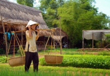 Visiter le village de Tra Que Hoi An