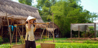 Visiter le village de Tra Que Hoi An