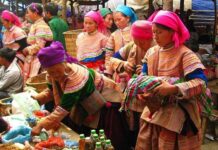 Marché des ethnies minoritaires Bac Ha