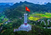 la tour du drapeau au Vietnam 1