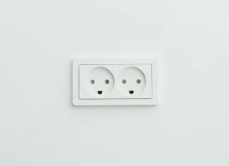 Quel adaptateur électrique est nécessaire au Vietnam ? Le Guide complet adaptateur électrique vietnam prises