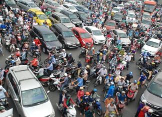 Traverser la Rue au Vietnam : les erreurs à éviter absolument Traverser la Rue au Vietnam